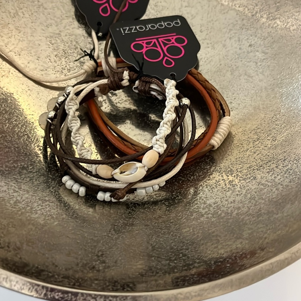 Bracelets - Picture 2 of 3